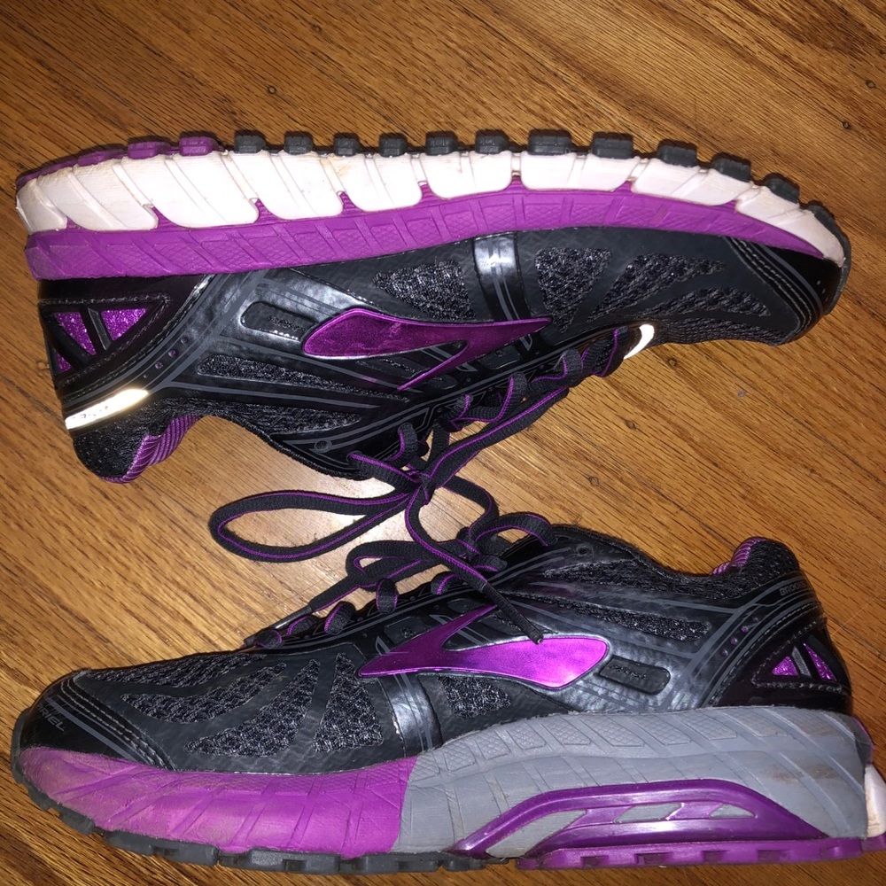 Women’s Brooks Running Shoes